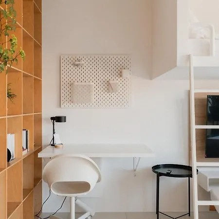 Modern City Centre Studio - Air Conditioning - Near Wroclaw Main Station Apartmán *