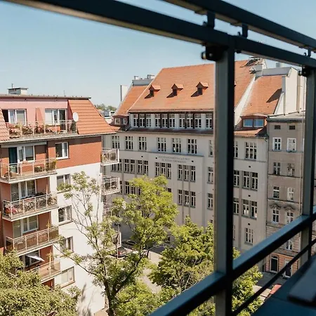 Modern City Centre Studio - Near Wroclaw Main Station - Free Public Parking - Ac Apartment Breslau